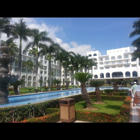 Profile Picture of Ruby Silva (@laflaka09) on Poshmark