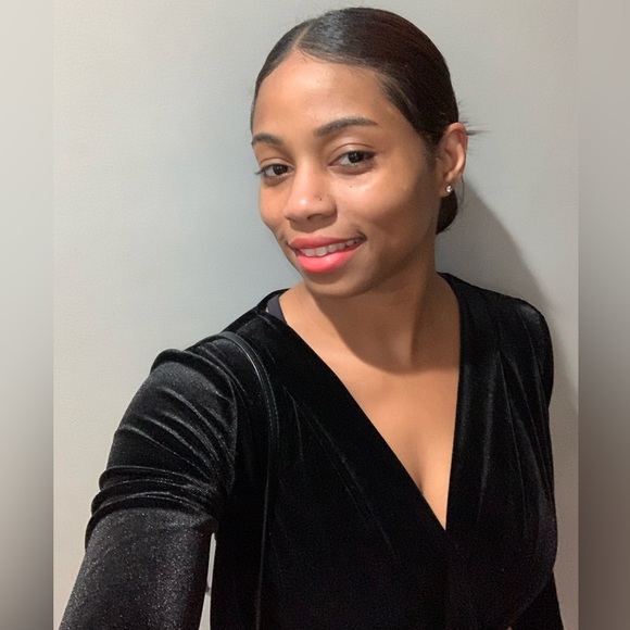 Profile Picture of Kemble A (@k3mbl3_always) on Poshmark