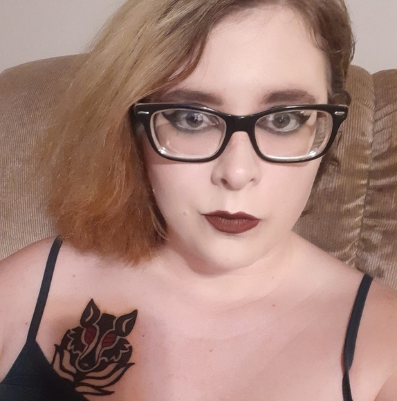 Profile Picture of Alexandria Turney (@alturney1991) on Poshmark