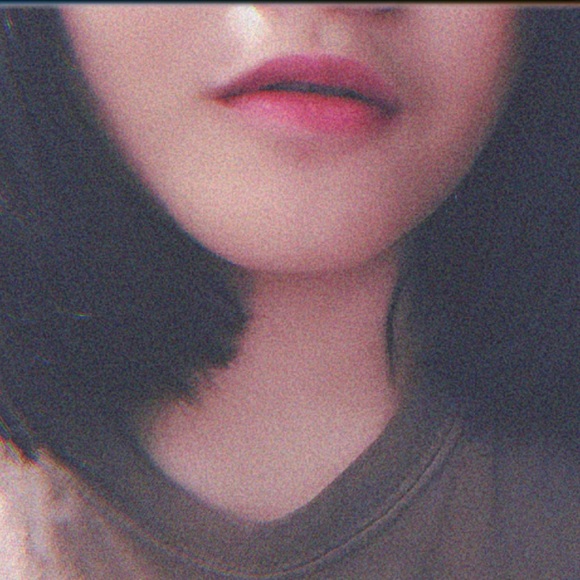 Profile Picture of Kylee Doan (@sususu2000) on Poshmark