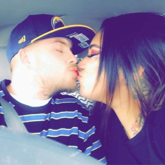 Profile Picture of Brandon Manley (@brandonmanley) on Poshmark