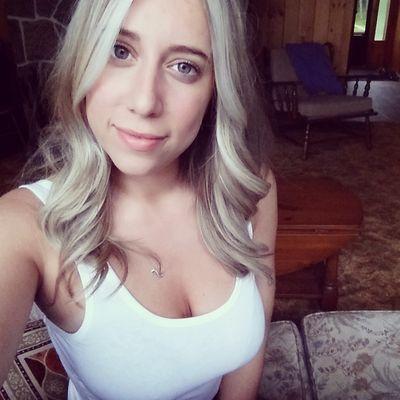 Profile Picture of Jessica Sigal (@jssigal) on Twitter