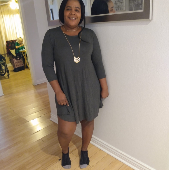 Profile Picture of Dawnette Beck (@ioniiey39) on Poshmark