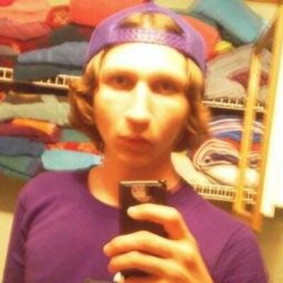 Profile Picture of Brad Gustafson (@Greeninja13) on Twitter