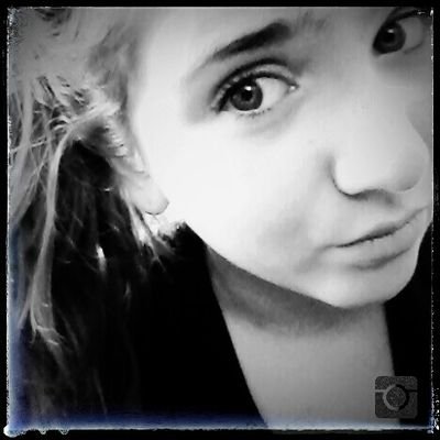 Profile Picture of Olga Rusilowicz (@lowicz_132) on Twitter