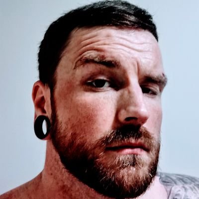Profile Picture of Chris Willett (@chriswillett) on Twitter