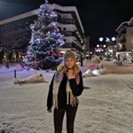 Profile Picture of Aimée-Louise (@aimeemullen) on Instagram