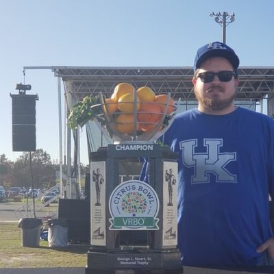 Profile Picture of Kyle Mullins (@KyleCMullins) on Twitter