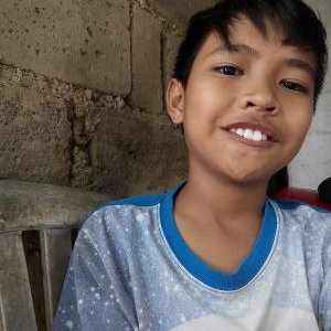 Profile Picture of John Lloyd Millares (@johnlloyd_poch) on Twitter