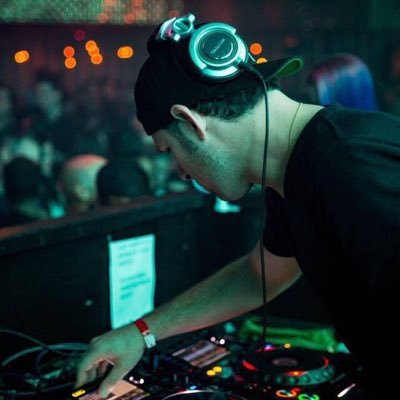 Profile Picture of Michael Kean (@DJKean2626) on Twitter