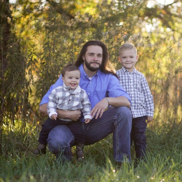 Profile Picture of Clint Causey (@causeyclint) on Poshmark