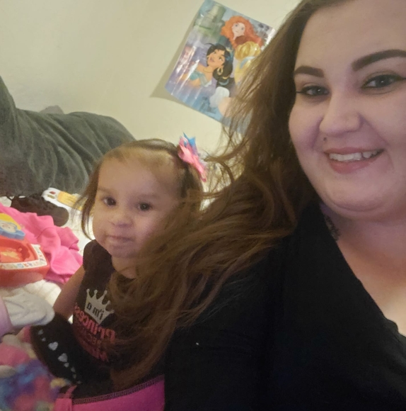 Profile Picture of Alexis Dennhardt (@aroxanne1019) on Poshmark