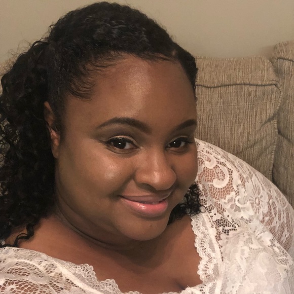 Profile Picture of Nedra Clayton-whitaker (@mrswhitaker2u) on Poshmark
