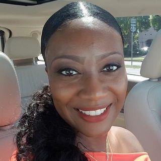 Profile Picture of La-Zondra Zonnie Randolph-Esq (@mz_zonnie_babie_esq) on Instagram