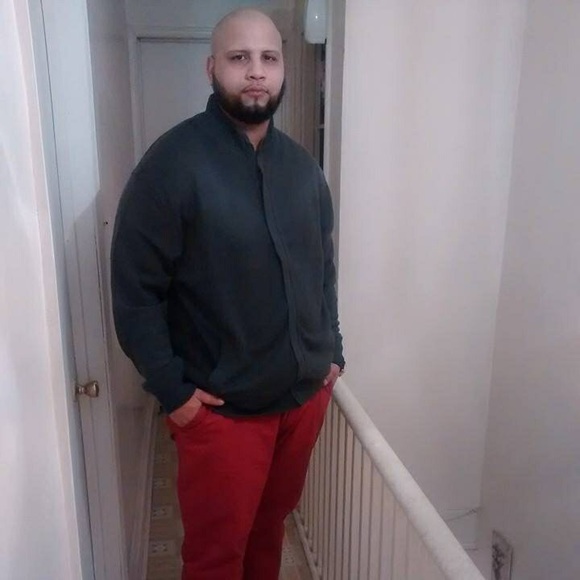 Profile Picture of Edwin Rodriguez (@rodriguez034) on Poshmark