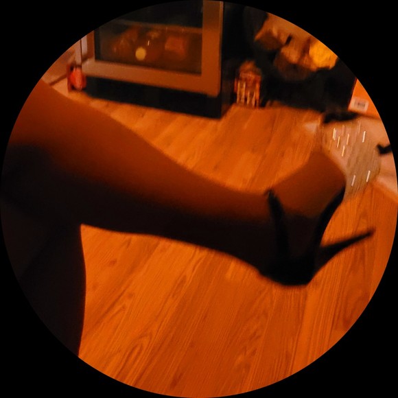 Profile Picture of Walter Wolfe (@wolfeclan4) on Poshmark