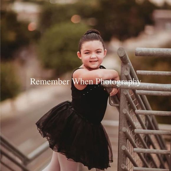 Profile Picture of Stephanie Chaparro (@steffieca) on Poshmark