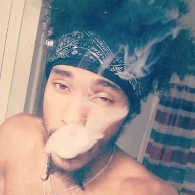 Profile Picture of Mickey Hendrix  ✊ (@ProblemsSage) on Twitter