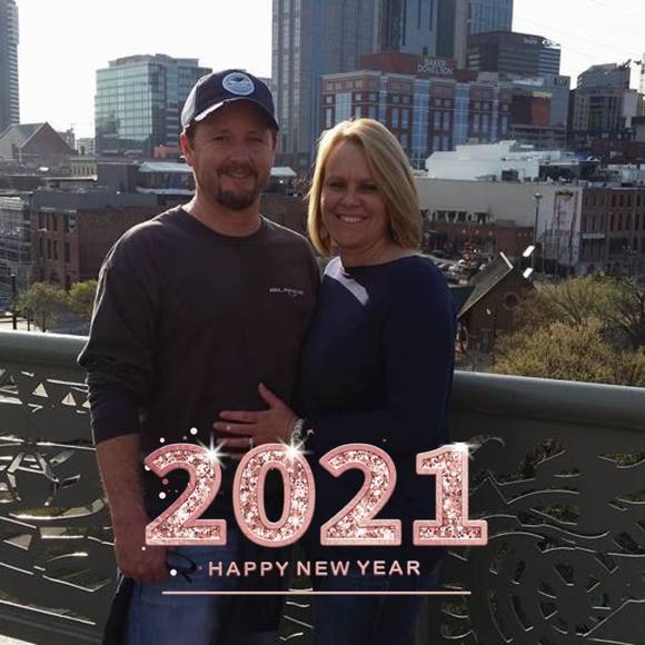 Misty Rushing - Poshmark Profile Picture of Misty Rushing (@mrushing2) on Poshmark