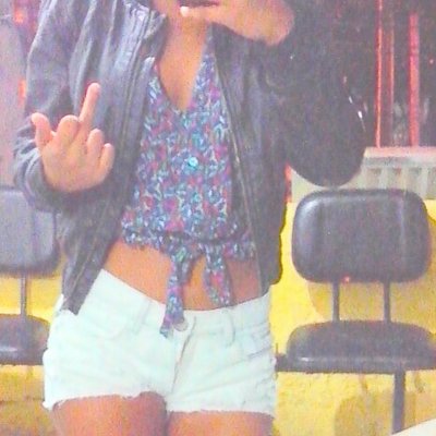 Profile Picture of Julianna Alves (@juliannaalves14) on Twitter