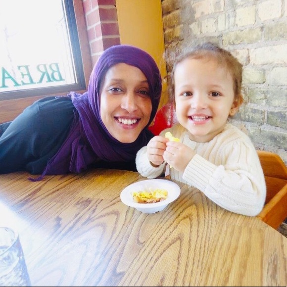 Profile Picture of Nahla Wetsch (@nahlawetsch) on Poshmark