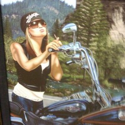 Profile Picture of Lisa Pascal (@Lisa_Pascal) on Twitter