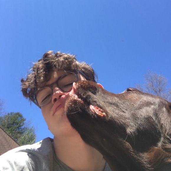 Profile Picture of Cole Thomsen (@colethomsenn) on Poshmark