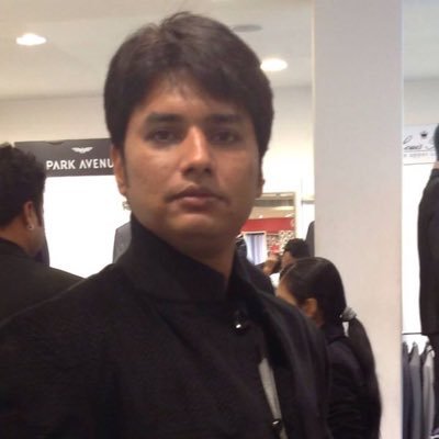 Profile Picture of Deepesh Solanki (@deeeepeshs) on Twitter