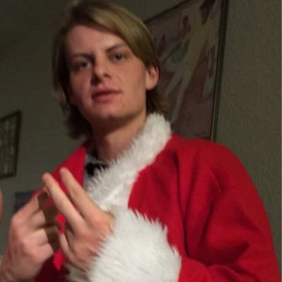 Profile Picture of Andrew Schuster (@Drew_shoe417) on Twitter