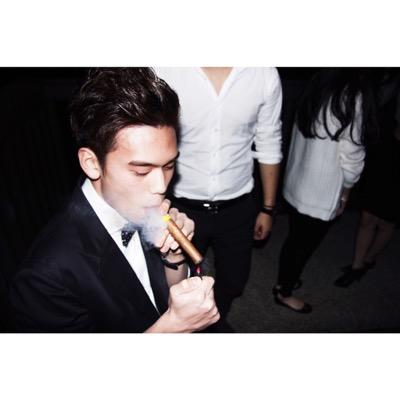 Profile Picture of Ivan Yu (@ivanyu424) on Twitter