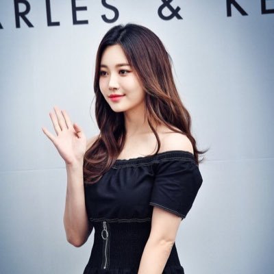 Profile Picture of Girls Day ❤️❤️ (@onetimecourtesy) on Twitter