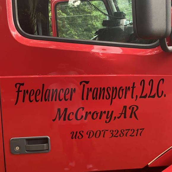 Profile Picture of Justin Cornelious (@j_cornelious) on Poshmark