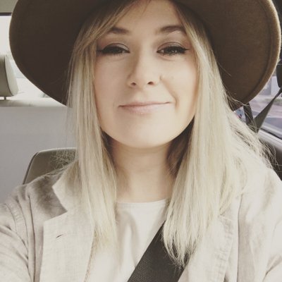 Profile Picture of Nikki Briggs (@nixienu) on Twitter