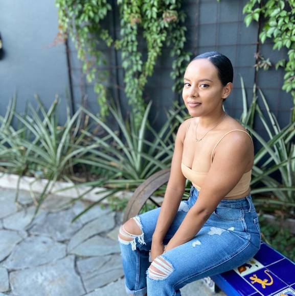 Profile Picture of Amanda Osorio (@alinaosorio92) on Poshmark