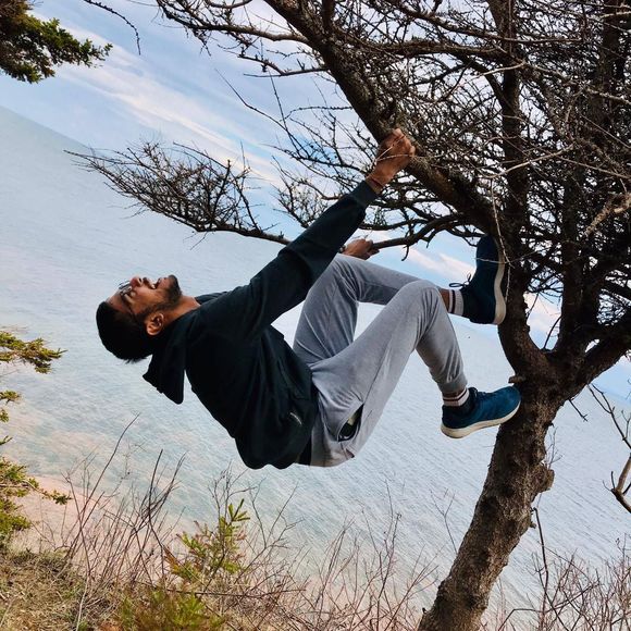 Profile Picture of Neelesh Bulleeraz (@neelesh_b) on Poshmark