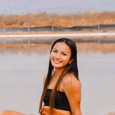 Profile Picture of tiffany nguyen (@itstiffabulous) on Twitter