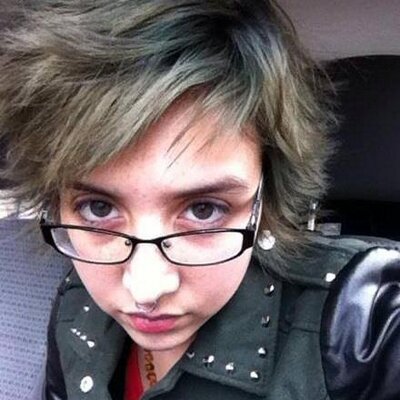 Profile Picture of Allison Powell (@AlyxSage) on Twitter