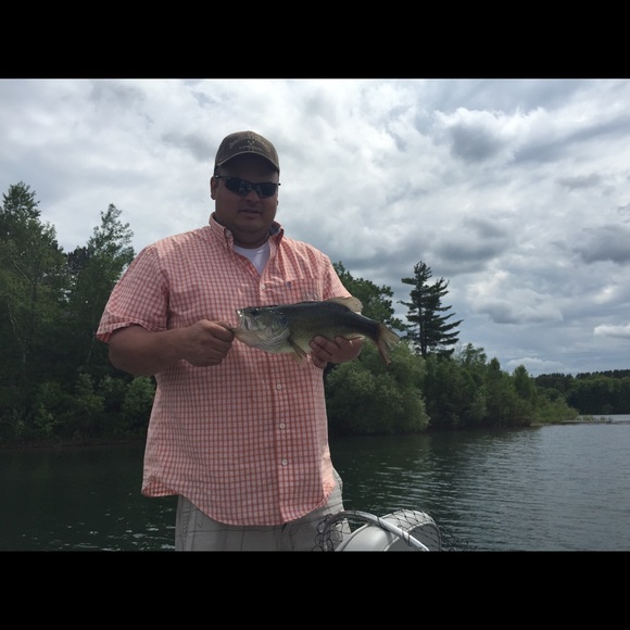 Profile Picture of Scott Blacketter (@scootrain) on Poshmark