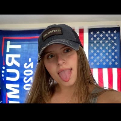 Profile Picture of Amber Maynard (@AmberMa31947643) on Twitter