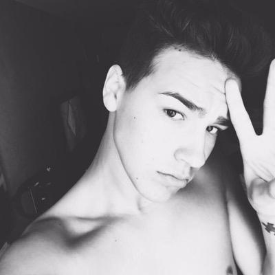 Profile Picture of Jacob Has No Banter (@nobantersides) on Twitter