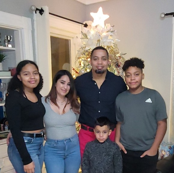 Profile Picture of Jose Valera (@jeremy_valera) on Poshmark