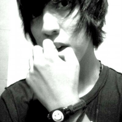 Profile Picture of Jose Javier (@EmoMariles) on Twitter