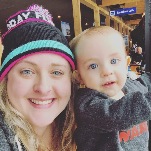 Jada Bafus - Poshmark Profile Picture of Jada Bafus (@jadabafus) on Poshmark