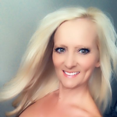 Profile Picture of TONYA. (@TonyaGreer) on Twitter