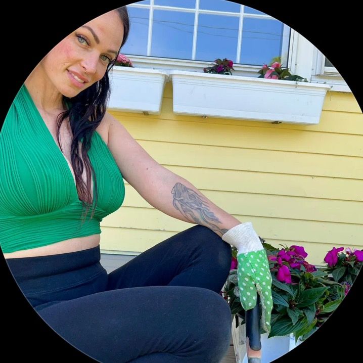 Profile Picture of Amanda Wilde (@caniborrowsome.sugarr1) on Tiktok