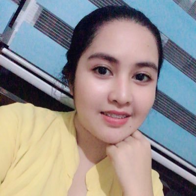 Profile Picture of MaRy RoYaNnE AlMaRiO (@ennayor17) on Twitter