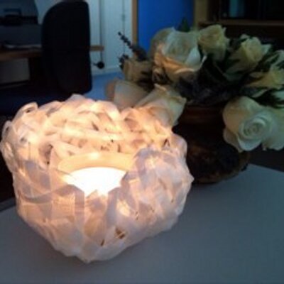 Profile Picture of Simone Morrow (@SimoneLMorrow) on Twitter