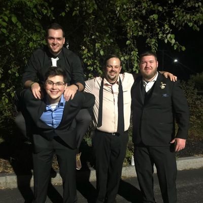 Profile Picture of Dustin John Ewer (@DustinEwer) on Twitter