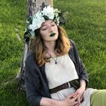 Profile Picture of Chloe Bray (@chloescraycreations) on Instagram