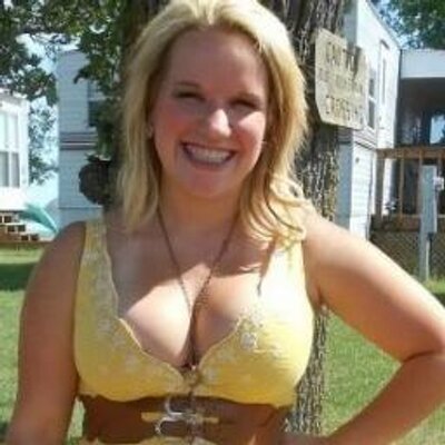 Profile Picture of Amber (@Ambersack18) on Twitter